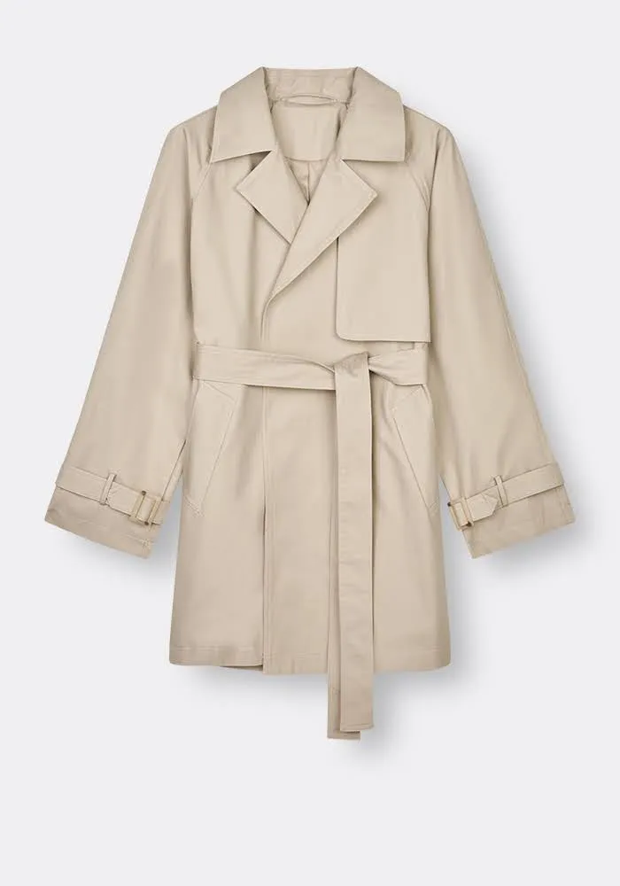 THE CLASSIC TRENCH JACKET - KHAKI