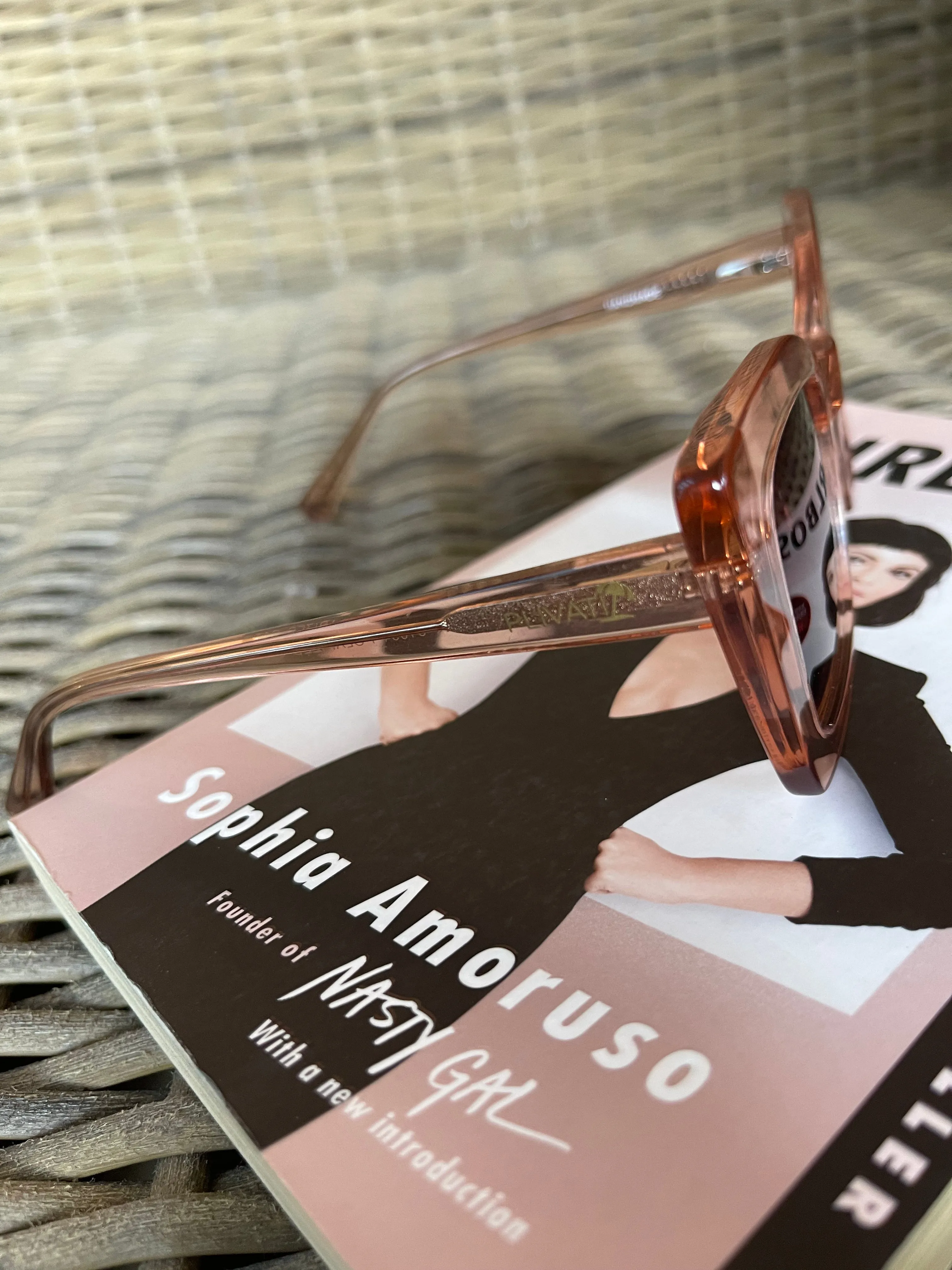 TIHANA Sunglasses BOLD BLACK