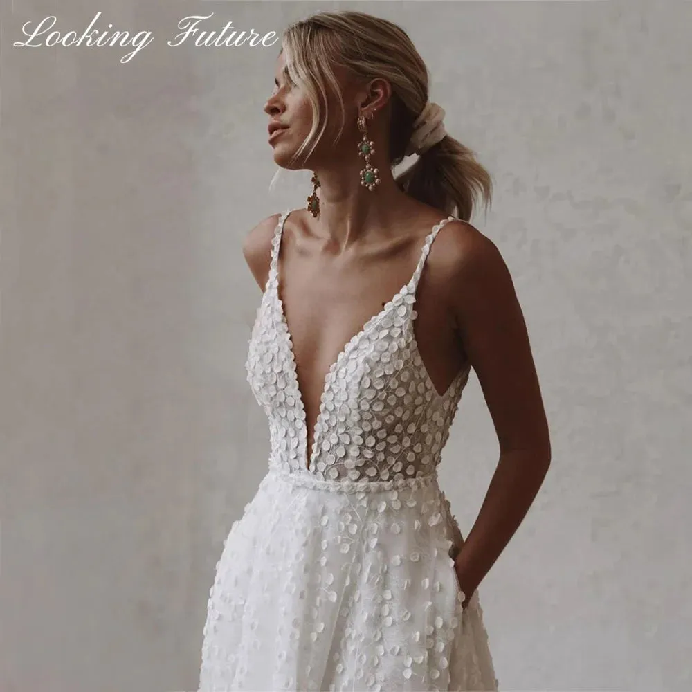 Tulle Wedding Dresse With Pocket Deep V-Neck Spaghetti Strap Bridal Gowns