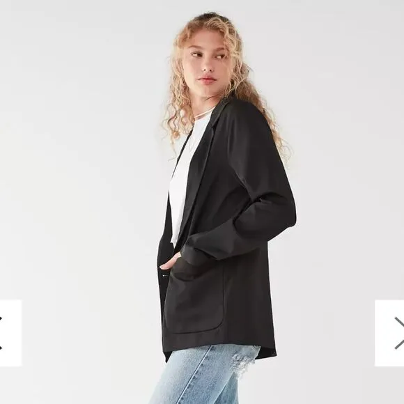 Urban Outfitters UO solid black classic button front blazer