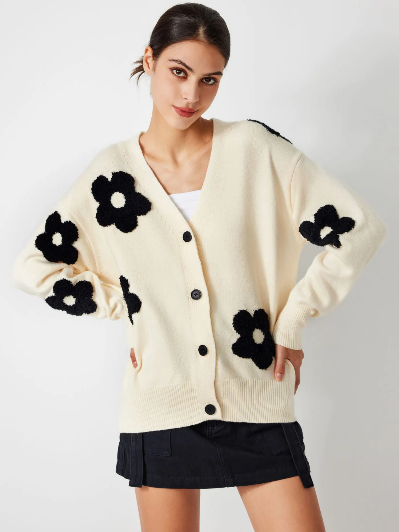 V-neck Graphic Floral Button Cardigan