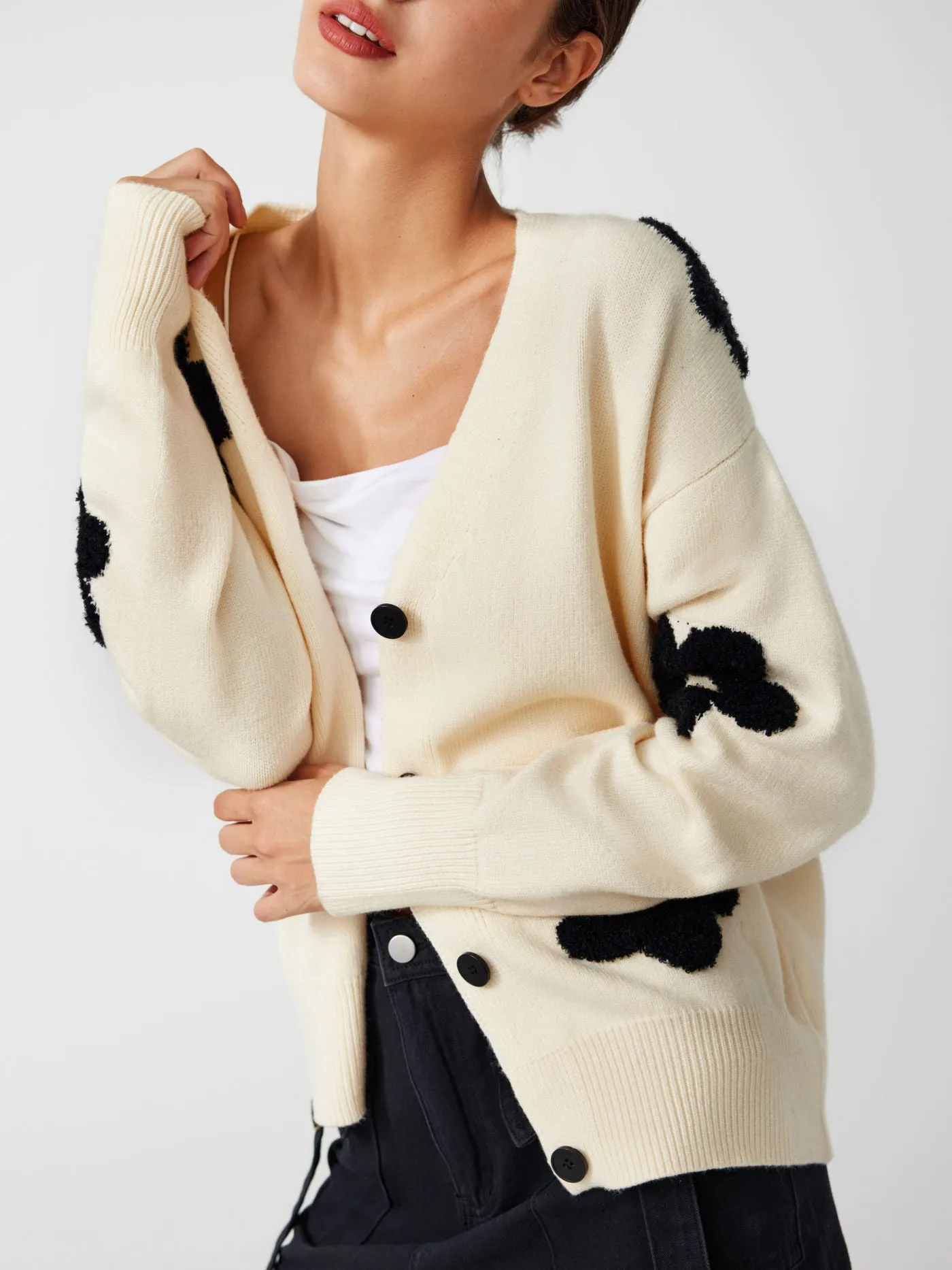 V-neck Graphic Floral Button Cardigan