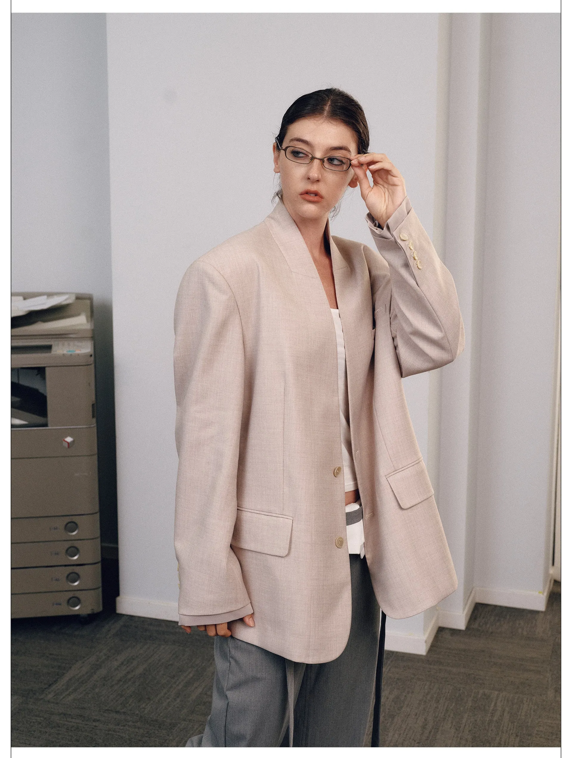 V-Neck Suit Blazer