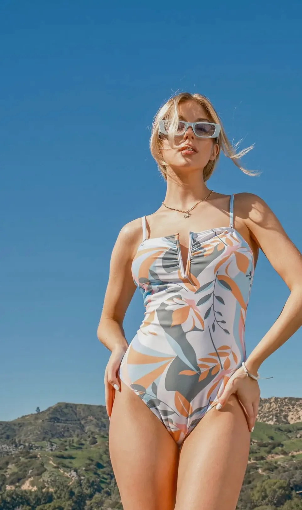 V Wire One-Piece Swimwear