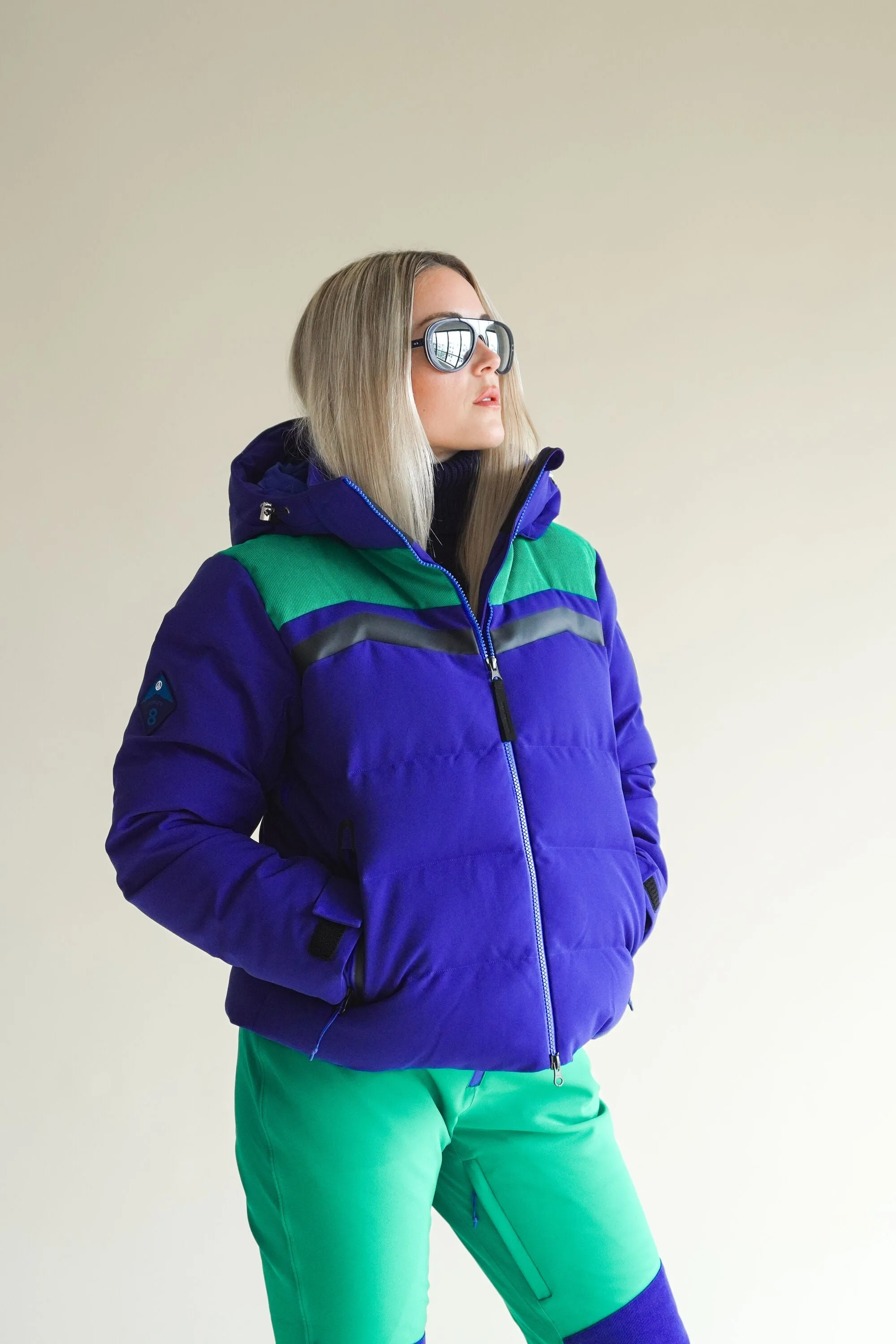 W Powder 8 Cody Jacket (Pre Order)