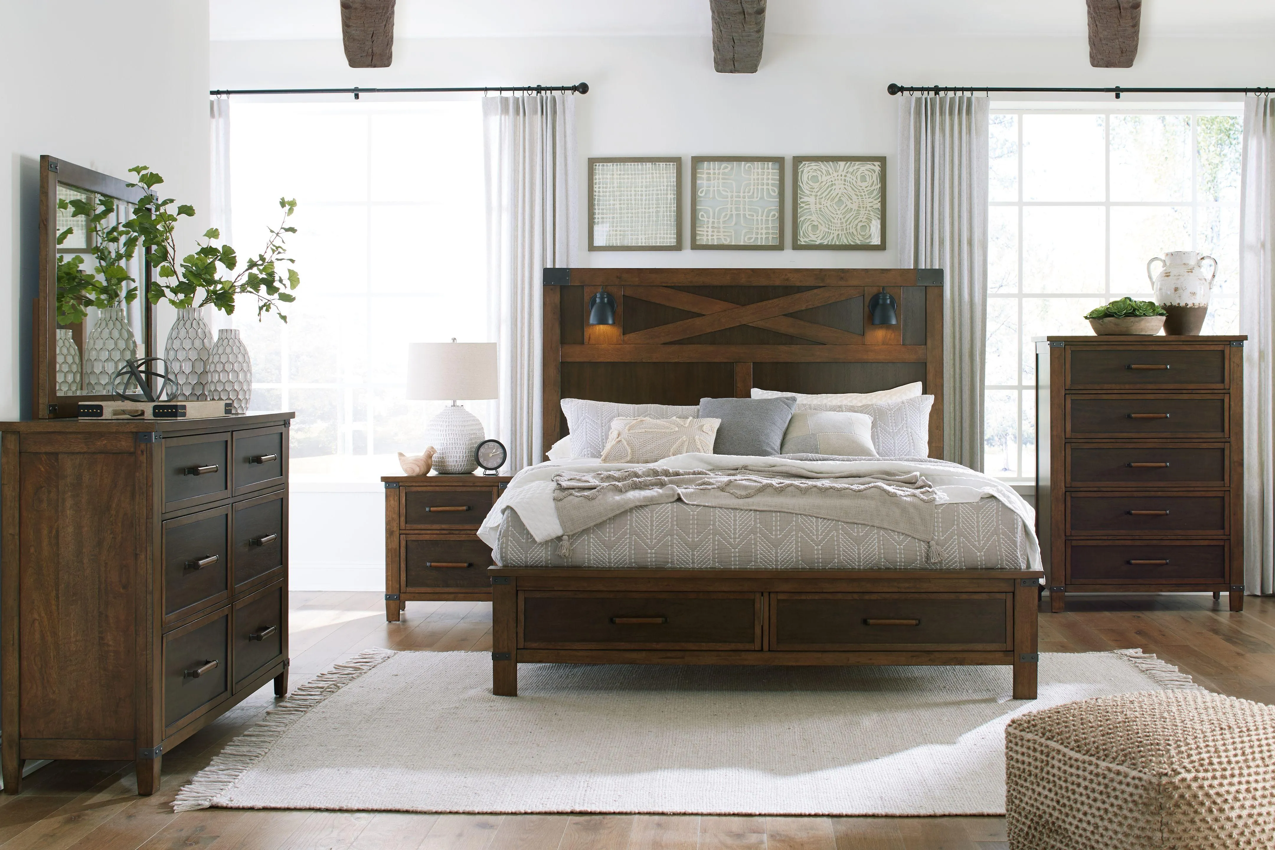 Wyattfield - Panel Bed With 2 Storage Drawers